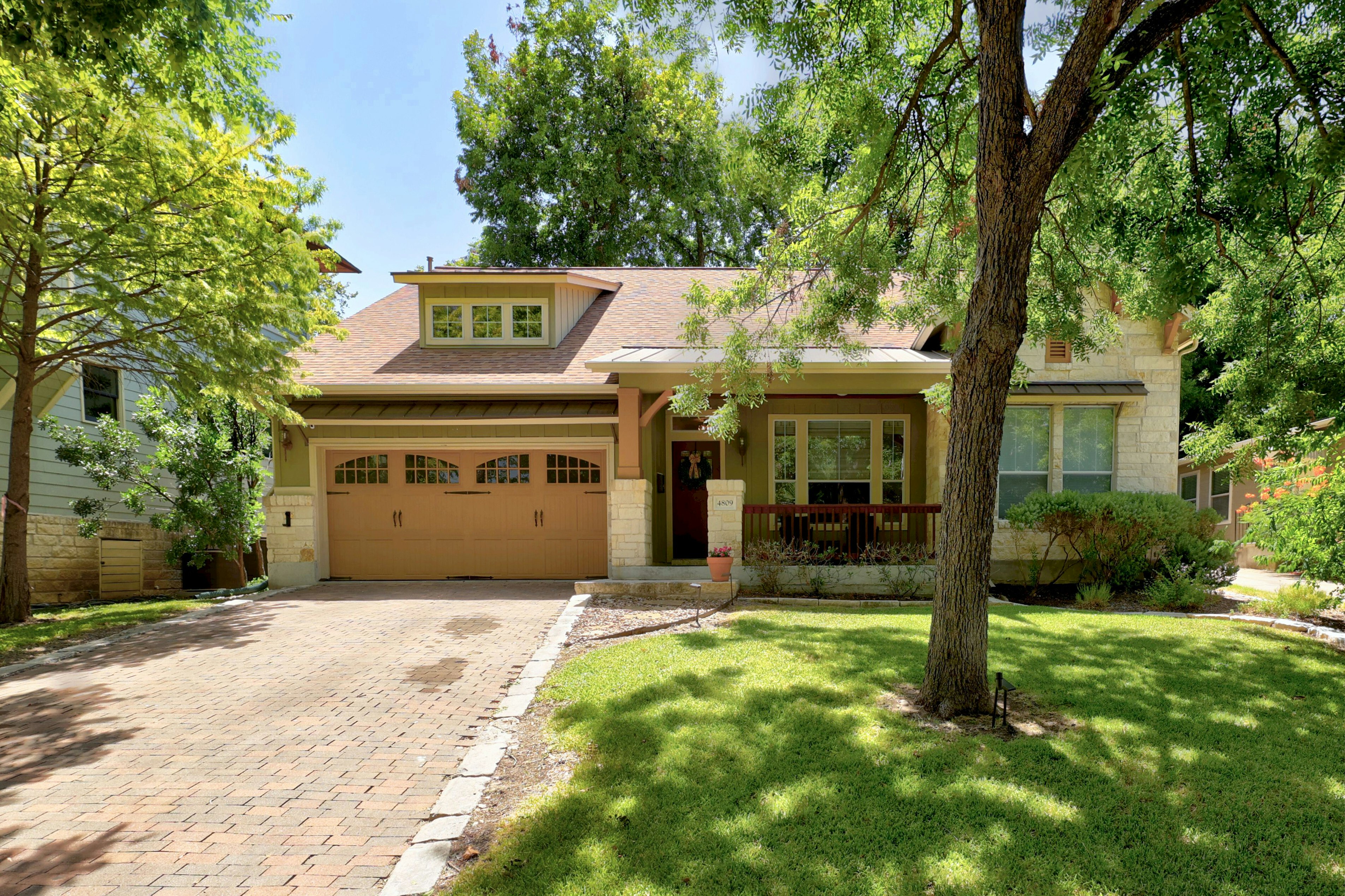 4809 Woodview Avenue, Austin, TX 78756, Presented by Jedd Johnston, The